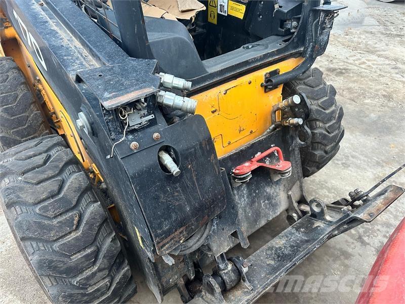 JCB 170HF Chargeuse compacte
