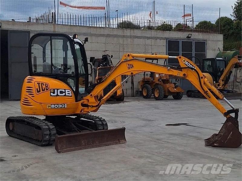 JCB 8030ZTS Mini pelle < 7t