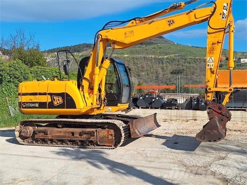 JCB JS130 Pelle sur chenilles