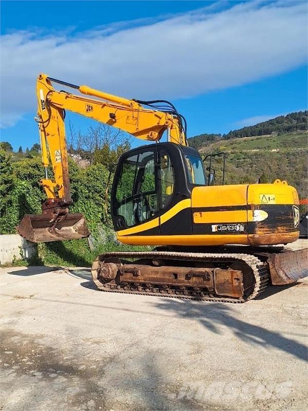 JCB JS130 Pelle sur chenilles