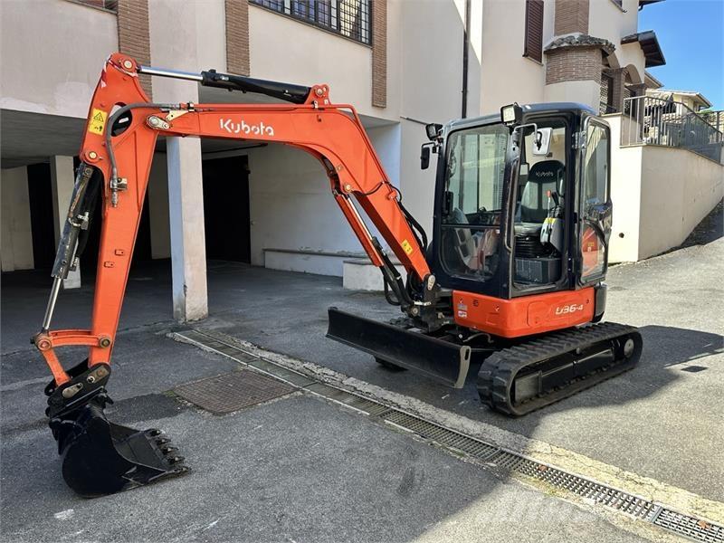Kubota U36-4 Mini pelle < 7t