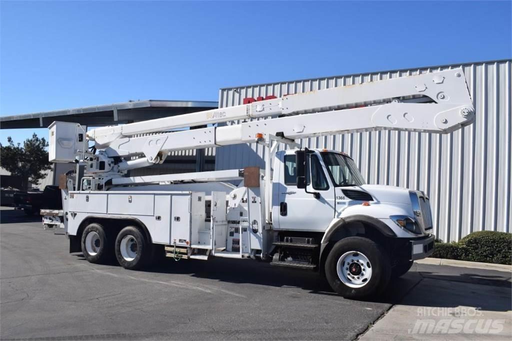 Altec A77TE93 Camion nacelle