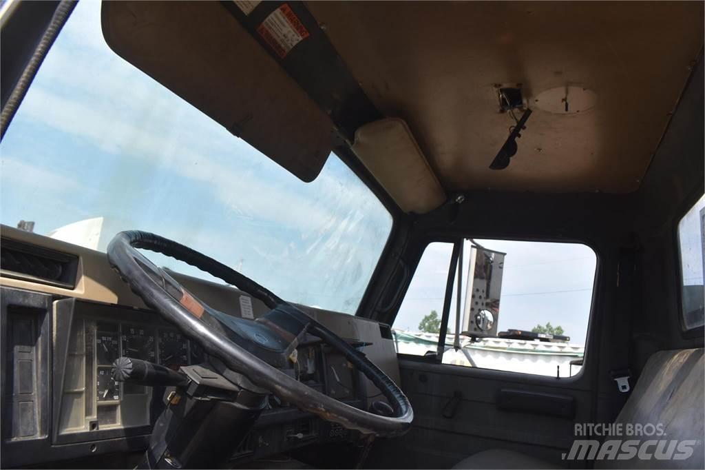 Altec D1090TR Camion foreuse