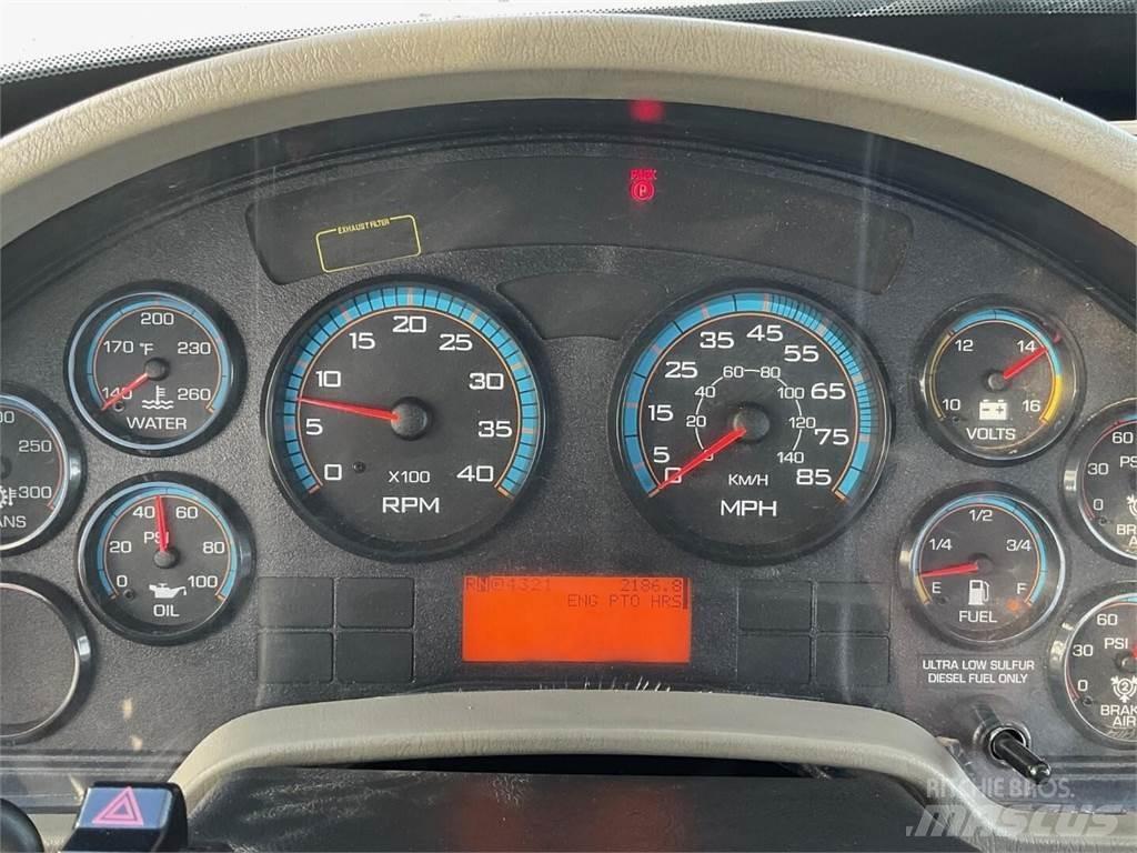 Altec D4065BTR Camion foreuse