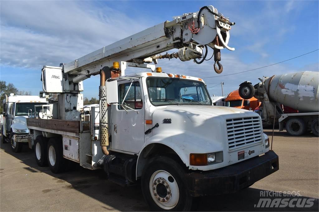 Altec D947TR Camion foreuse