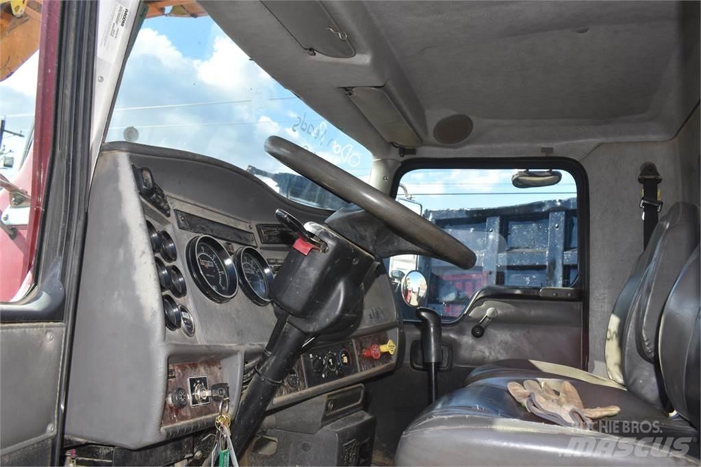 Altec DM47T Camion foreuse