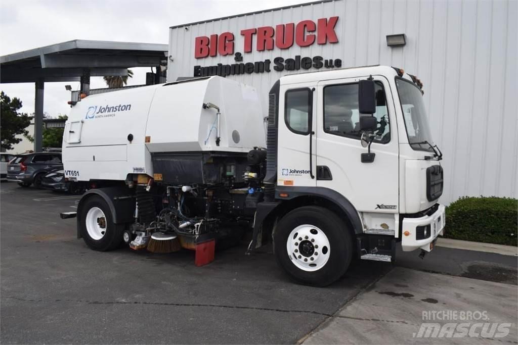 Autocar XPERT ACMD Camion balayeur