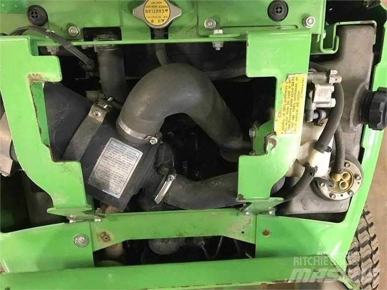 Avant 528 Chargeuse sur pneus