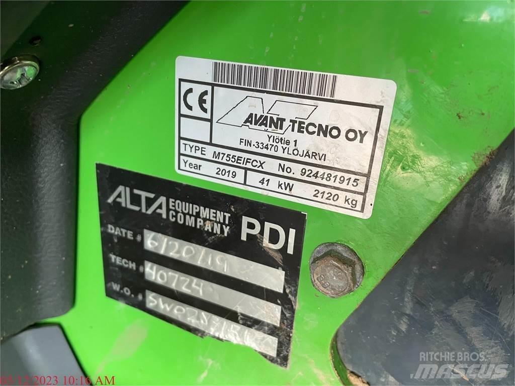 Avant 755I Chargeuse sur pneus