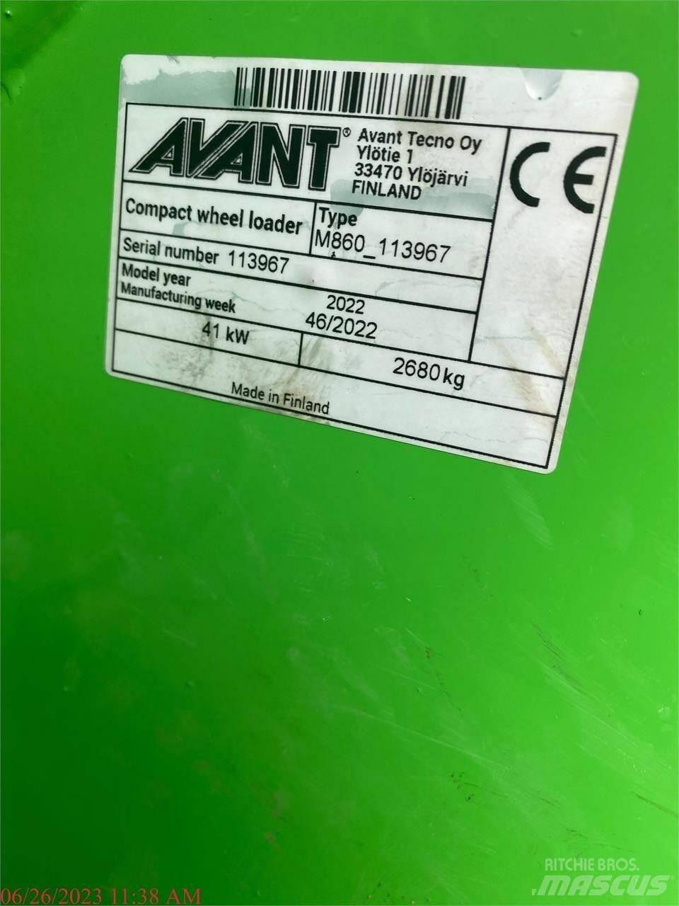 Avant 860I Chargeuse sur pneus
