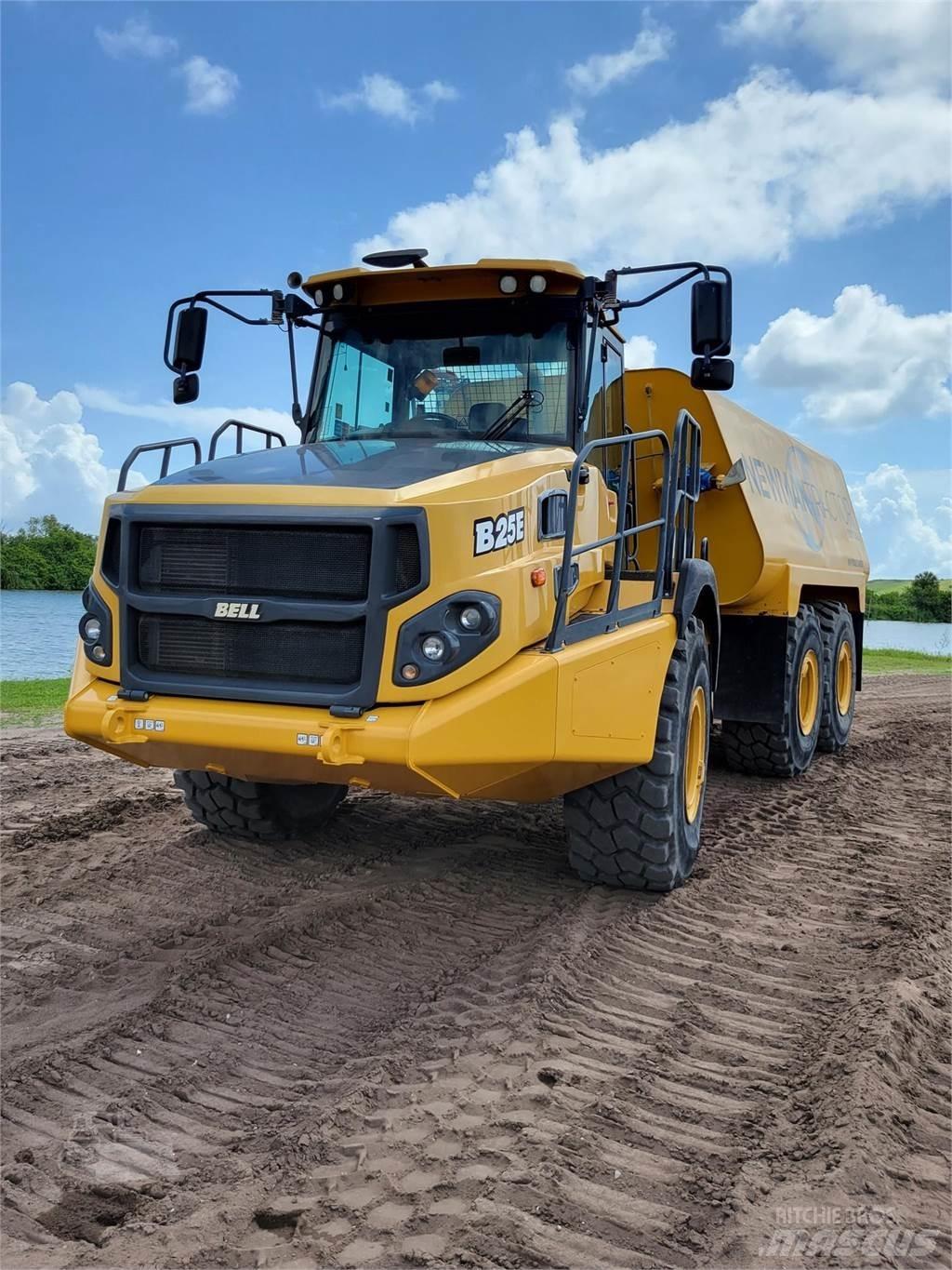 Bell B25E Camion citerne à eau
