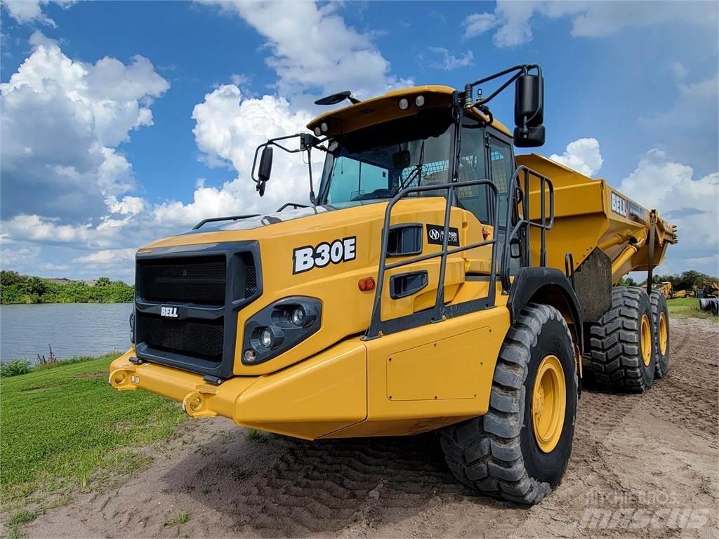 Bell B30E Tombereau articulé