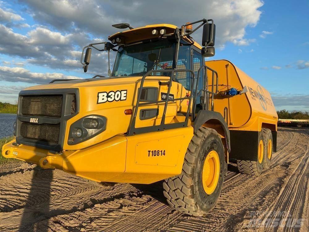 Bell B30E Camion citerne à eau