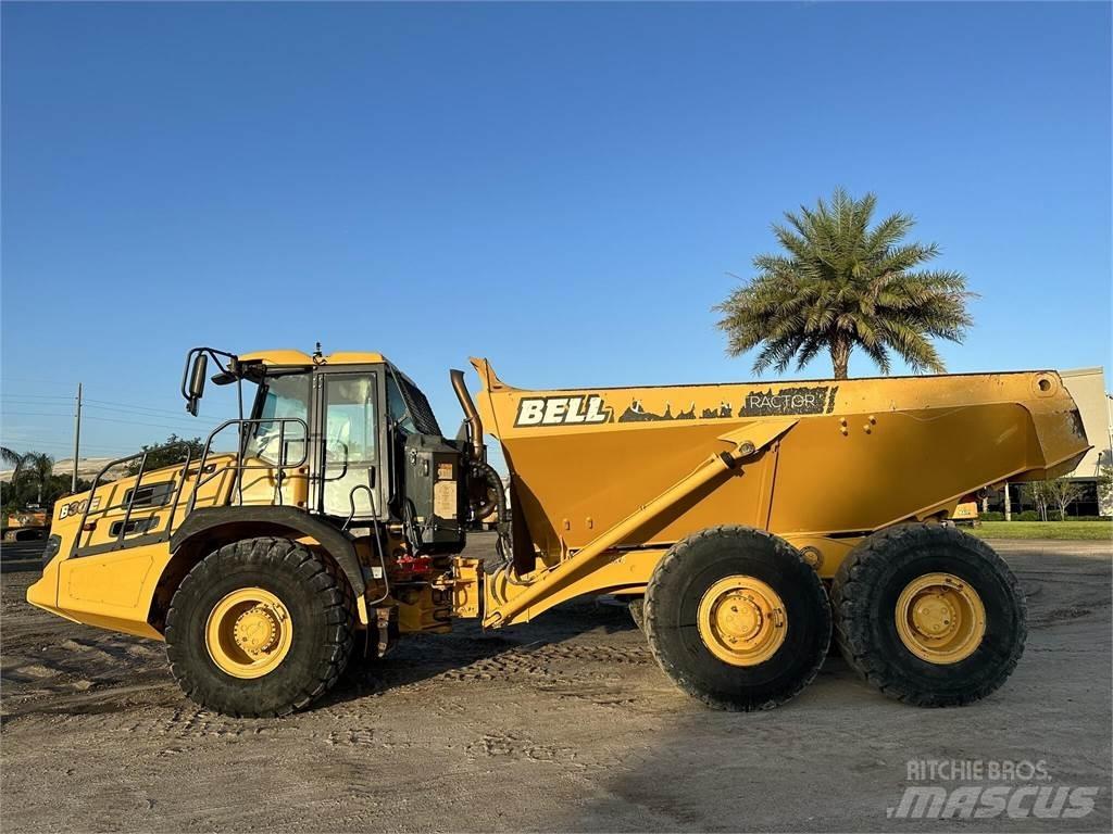 Bell B30E Tombereau articulé