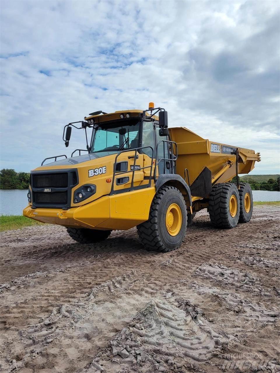 Bell B30E Tombereau articulé