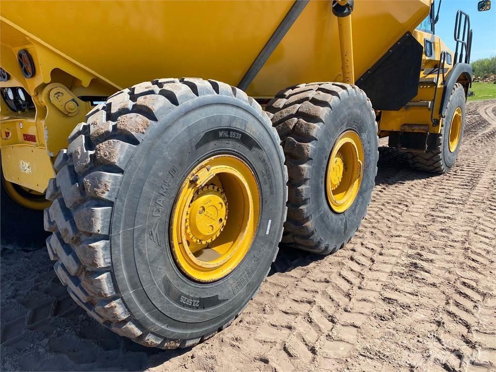 Bell B30E Tombereau articulé