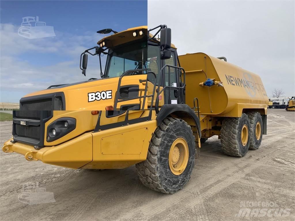 Bell B30E Camion citerne à eau