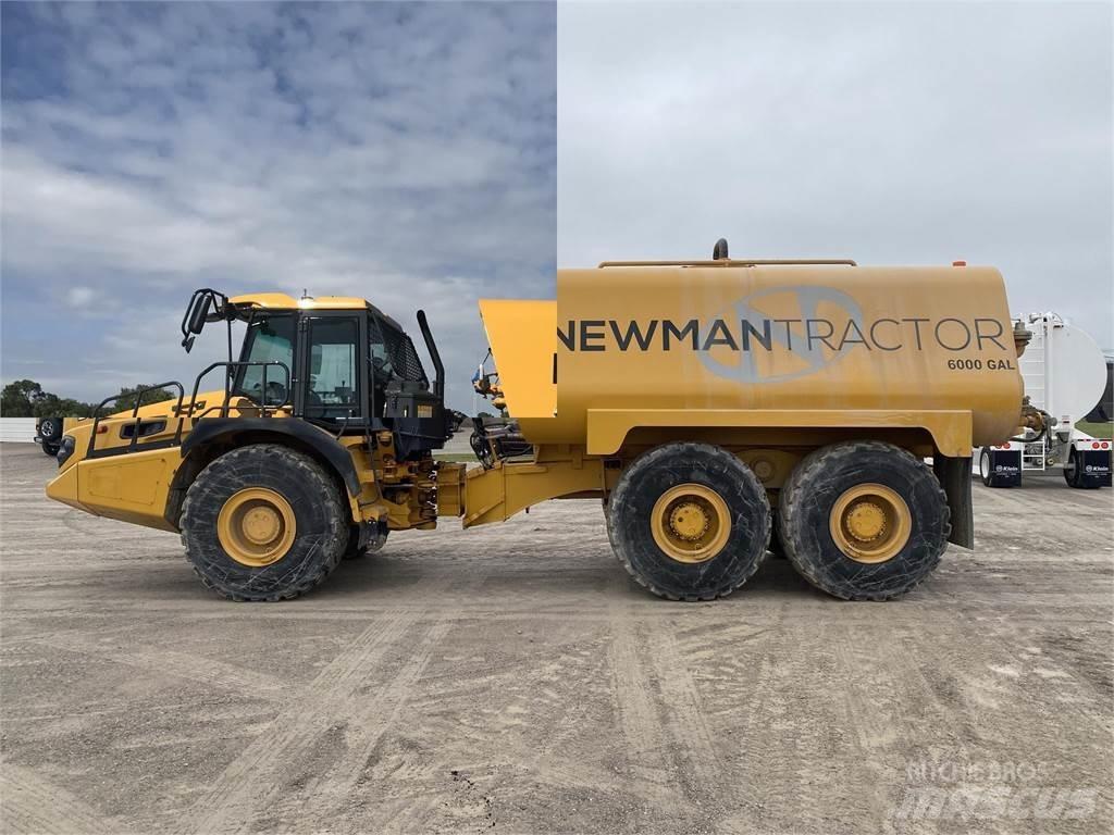Bell B30E Camion citerne à eau