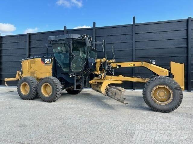 CAT 120 Niveleuse