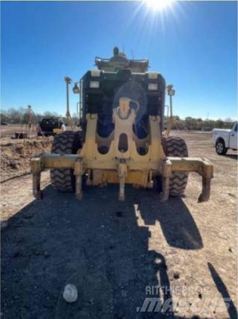 CAT 140M2 Niveleuse