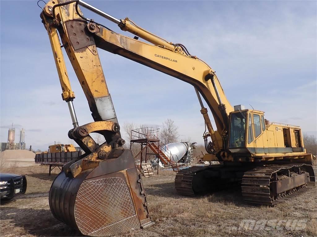 CAT 245 Pelle sur chenilles