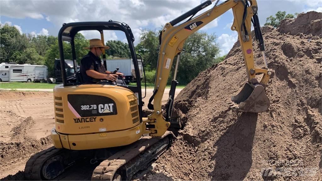 CAT 302.7D CR Mini pelle < 7t
