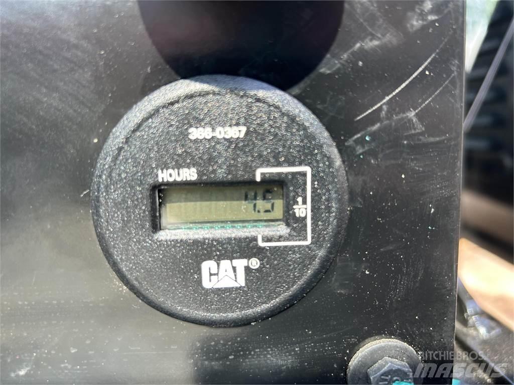 CAT 305.5 Mini pelle < 7t