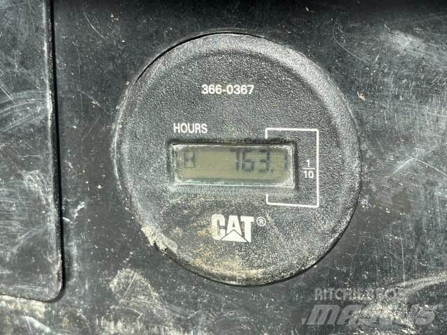 CAT 307E2 Pelle sur chenilles