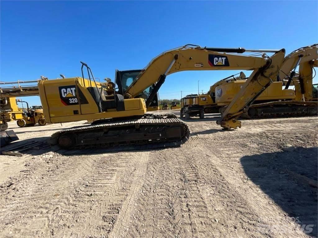 CAT 320 Pelle sur chenilles