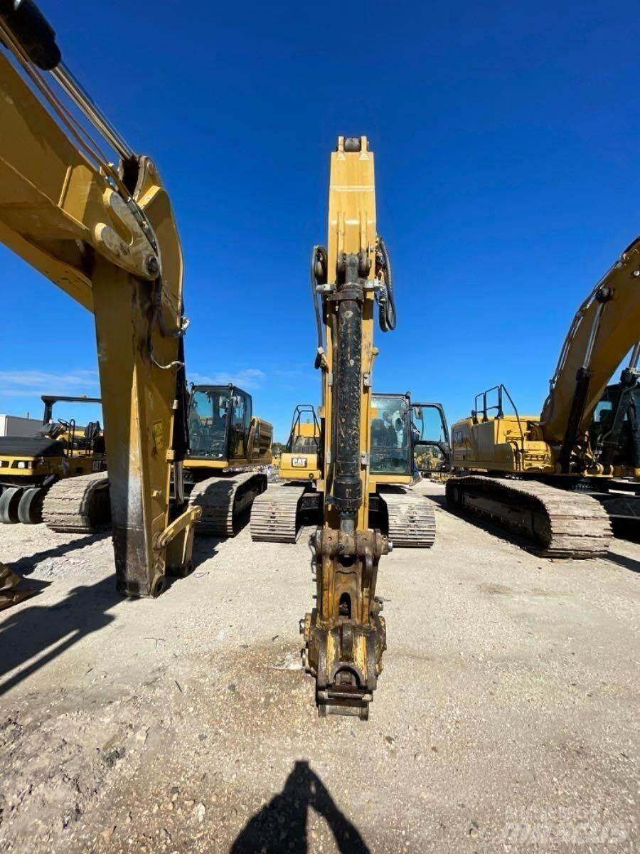 CAT 320 Pelle sur chenilles