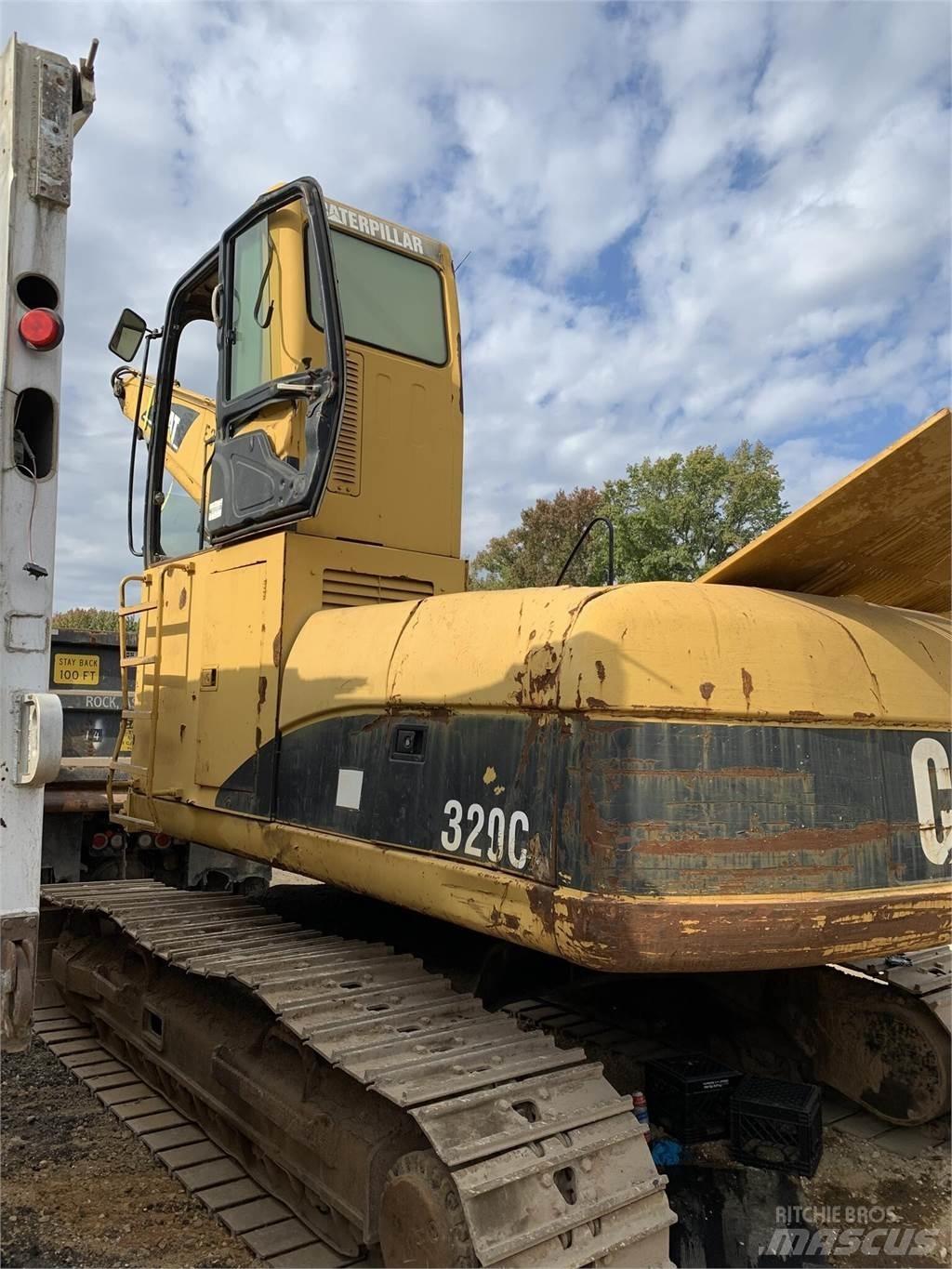 CAT 320C Pelle sur chenilles