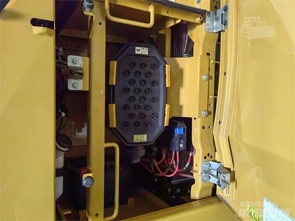 CAT 330 Pelle sur chenilles