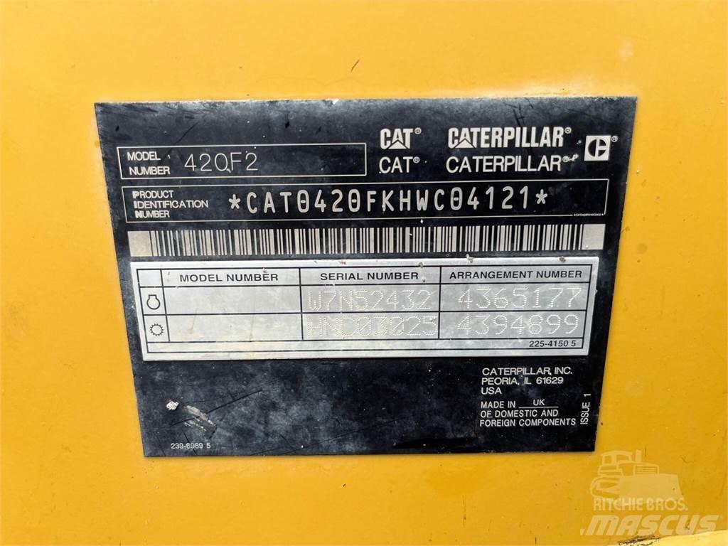 CAT 420F2 Tractopelle
