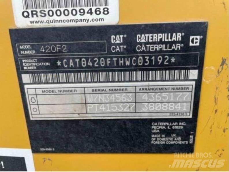 CAT 420F2 Tractopelle