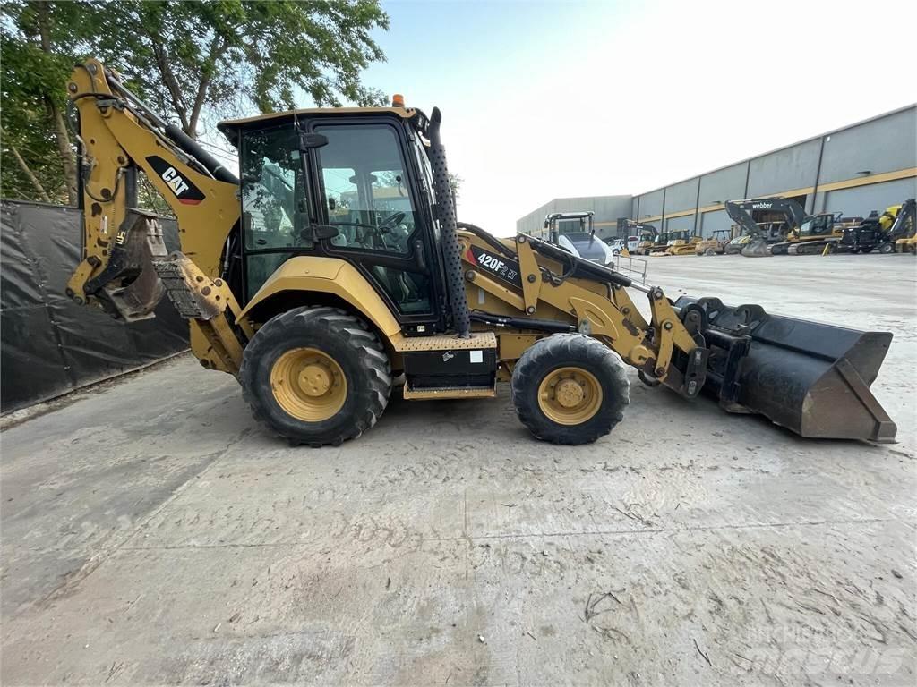 CAT 420F2 IT Tractopelle