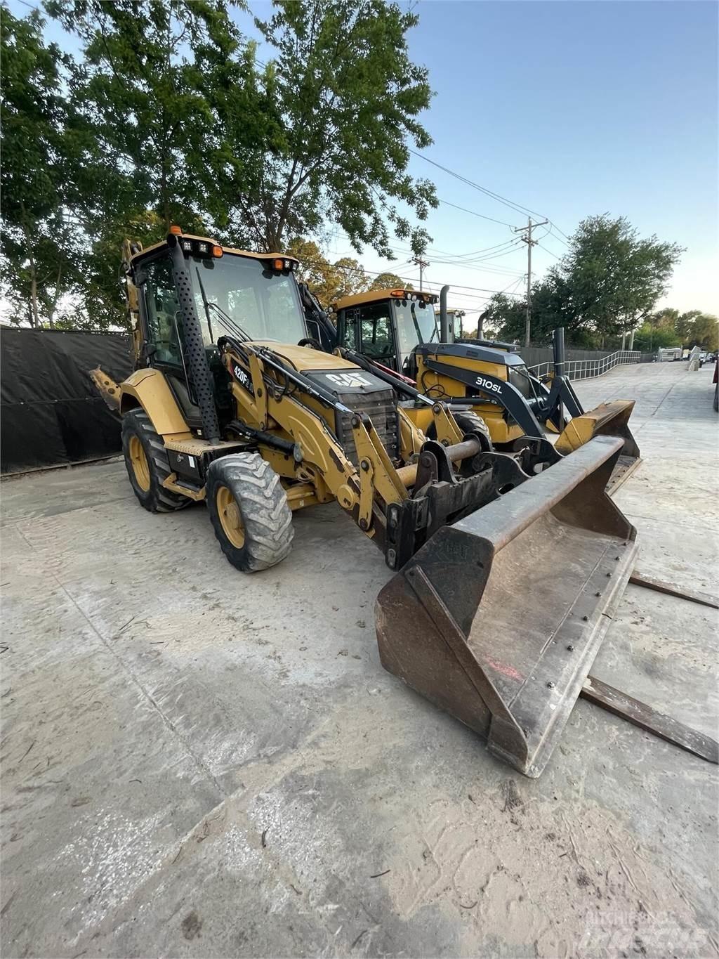 CAT 420F2 IT Tractopelle