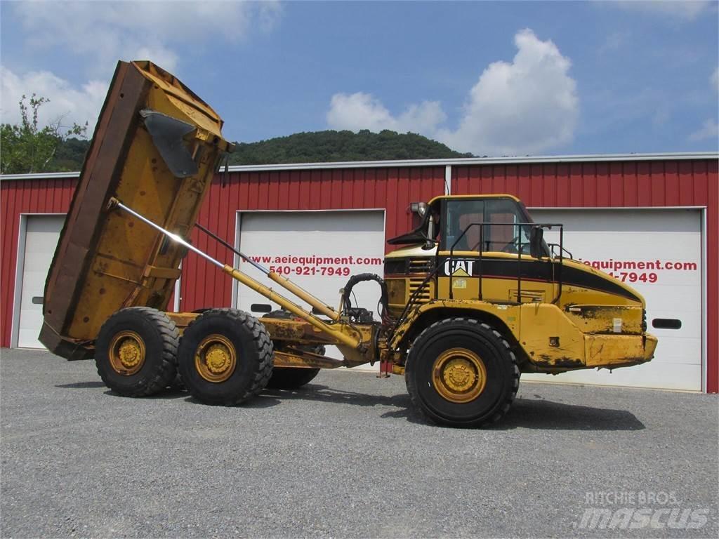 CAT 725 Tombereau articulé