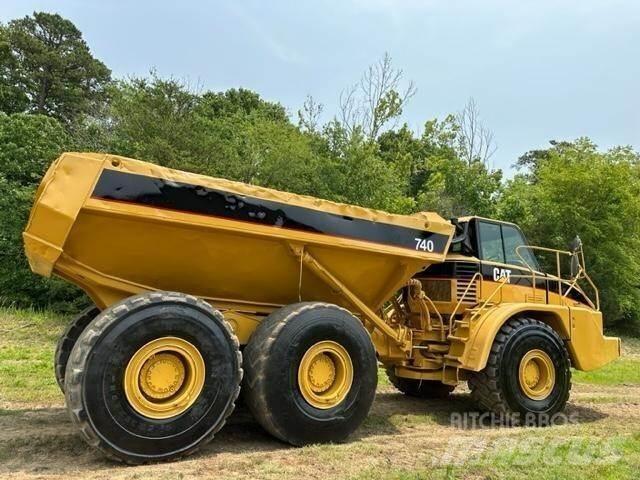 CAT 740 Tombereau articulé