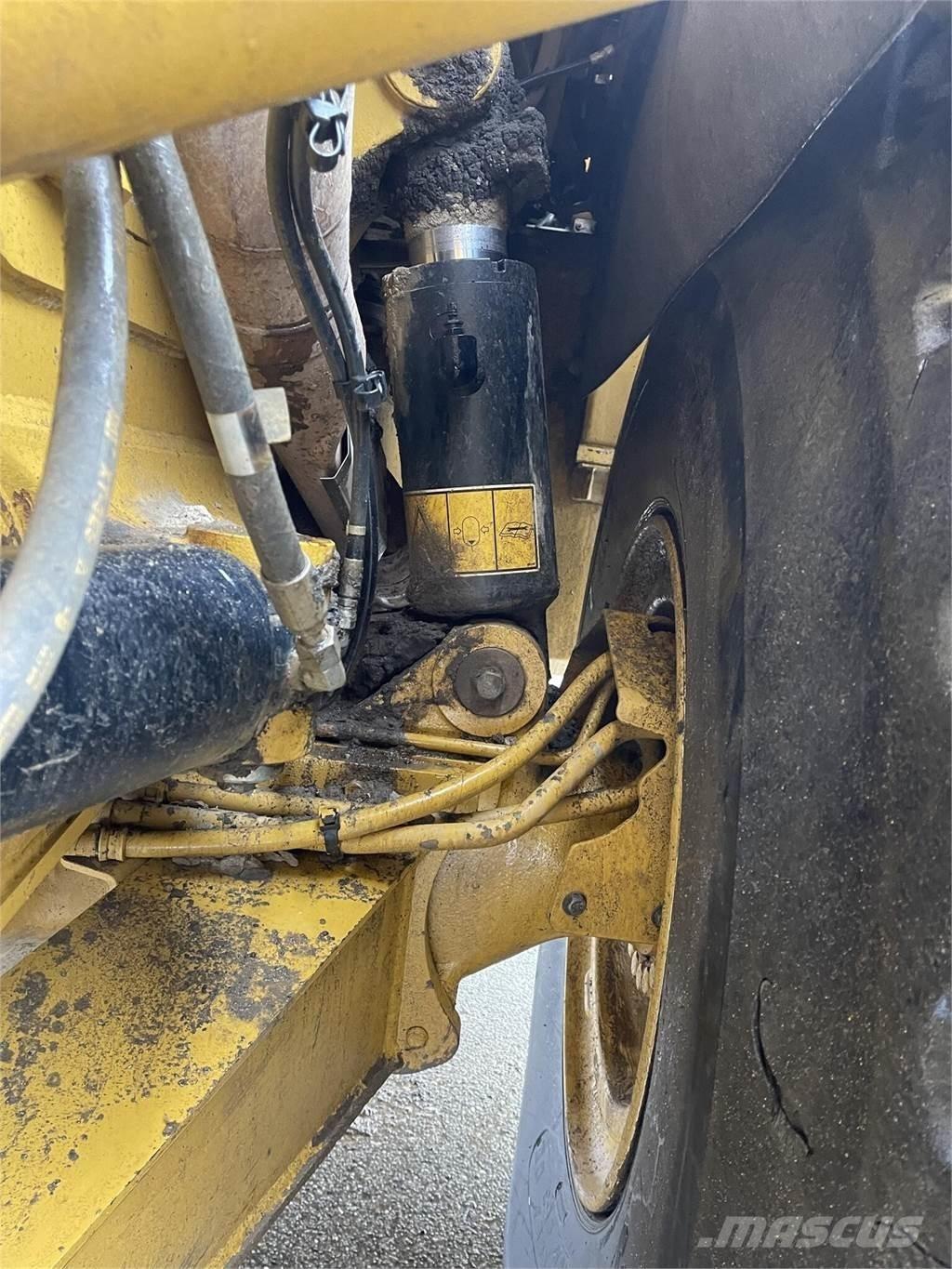 CAT 745C Tombereau articulé