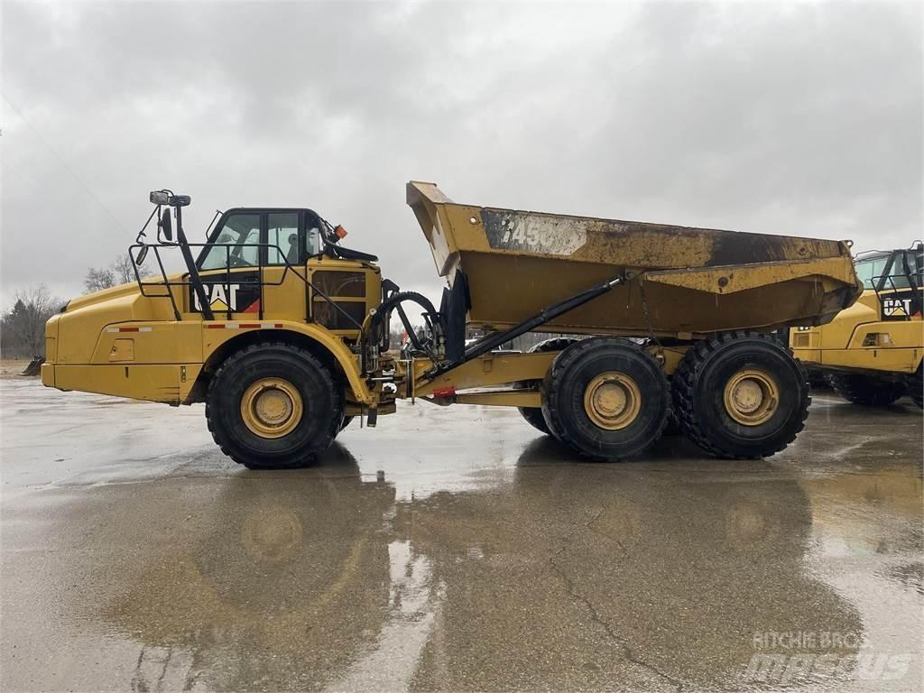 CAT 745C Tombereau articulé