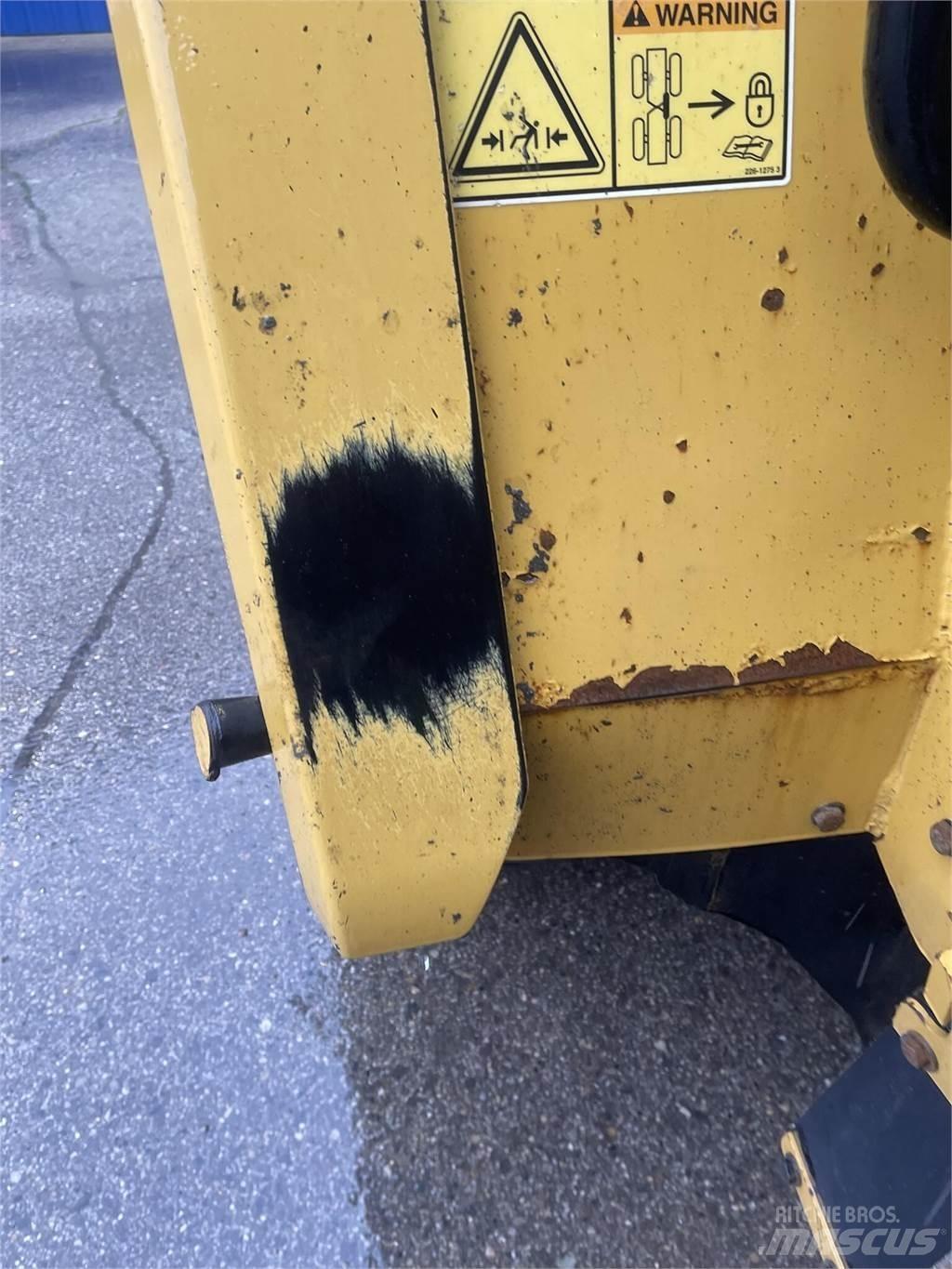 CAT 745C Tombereau articulé