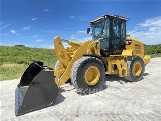 CAT 930M Chargeuse sur pneus