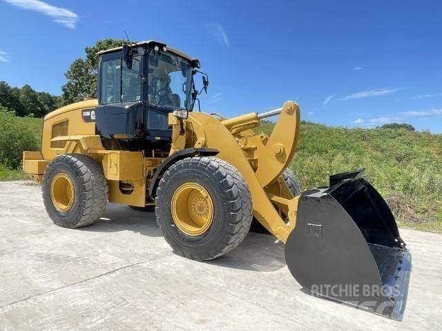 CAT 930M Chargeuse sur pneus