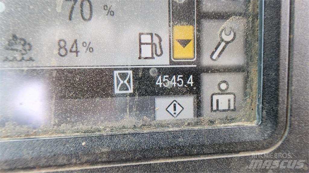CAT 938M Chargeuse sur pneus
