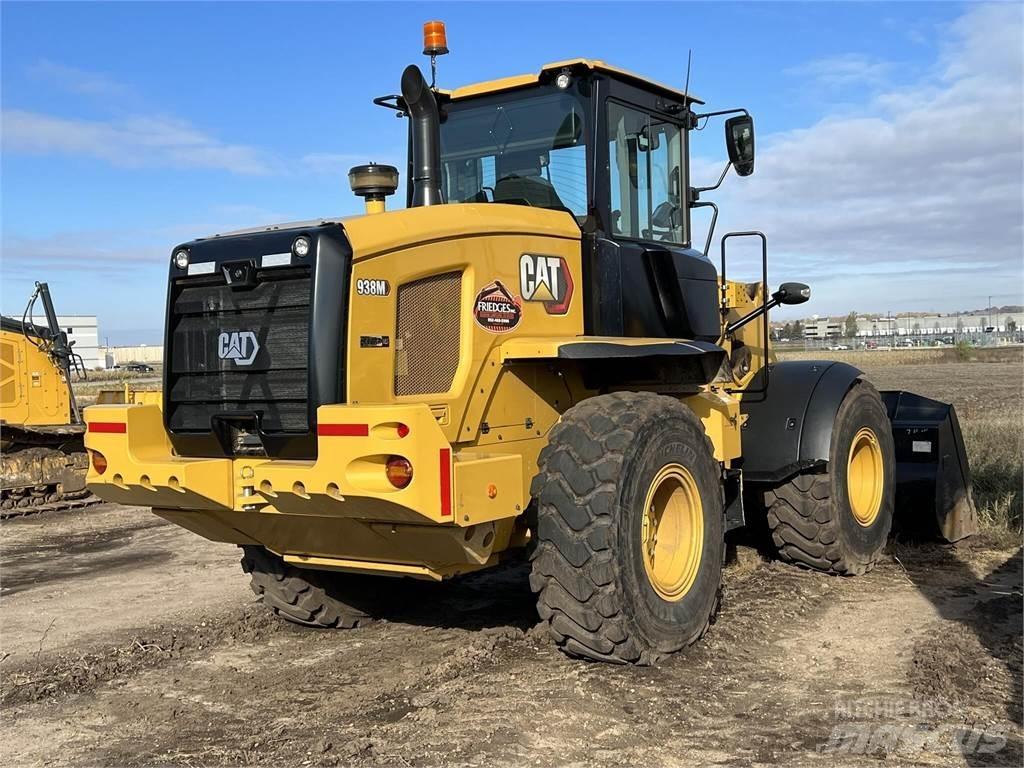 CAT 938M Chargeuse sur pneus