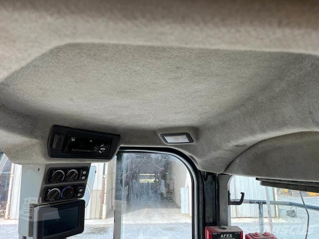 CAT 966M Chargeuse sur pneus