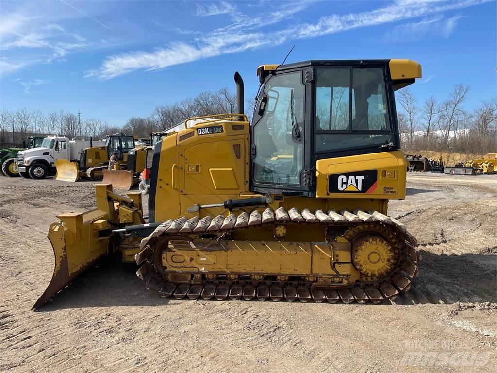 CAT D3K2 LGP Bouteurs sur chenilles
