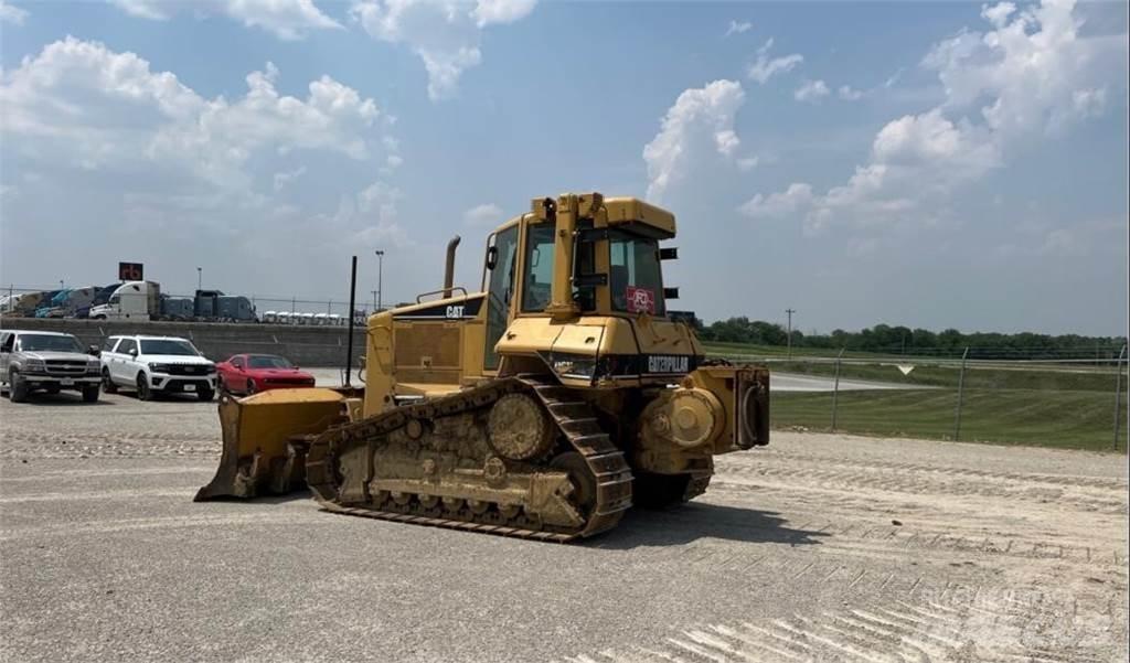 CAT D6N XL Bouteurs sur chenilles