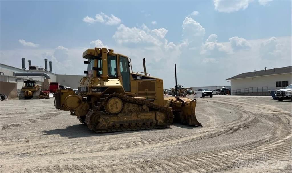 CAT D6N XL Bouteurs sur chenilles