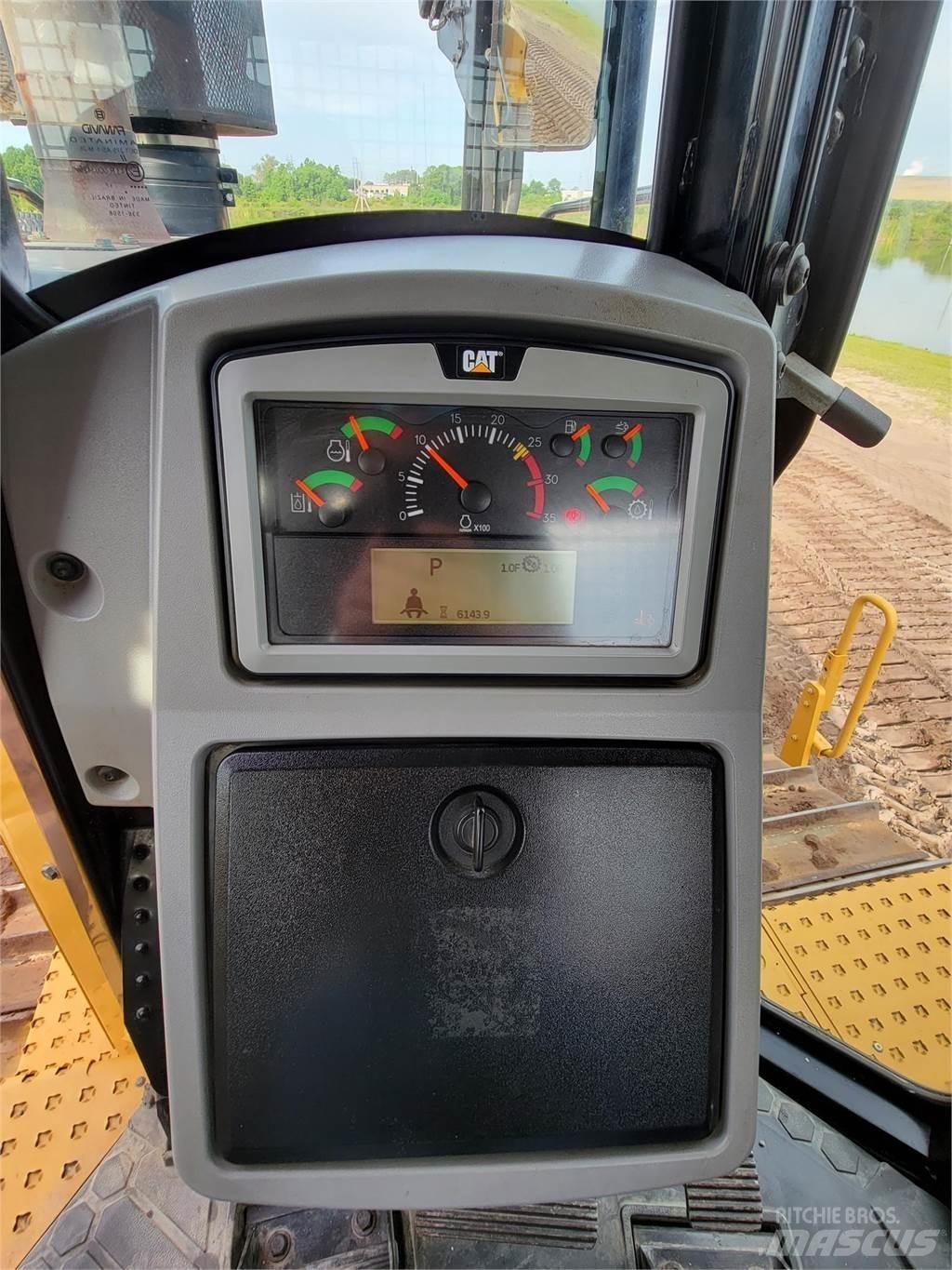 CAT D8T Bouteurs sur chenilles